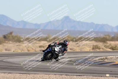 media/Dec-07-2025-CVMA (Sun) [[3e7d2de5dc]]/Race 10-Formula 40 Open/